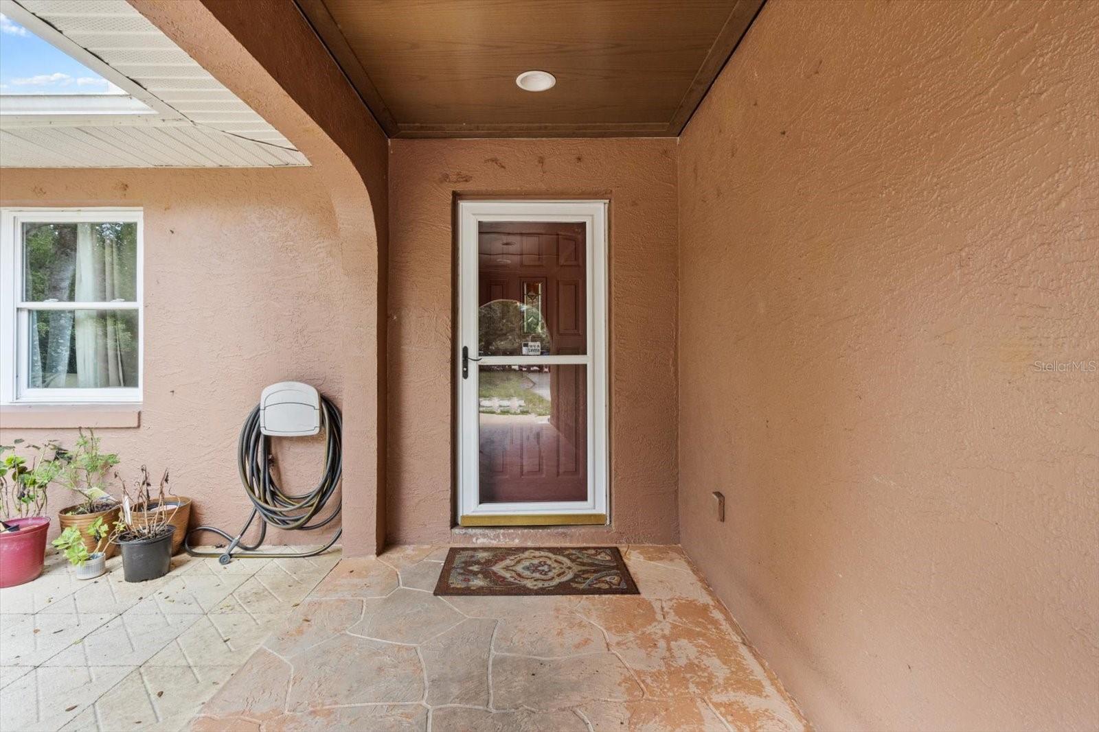 Image 6 of 34 For 7131 Green Acres Street