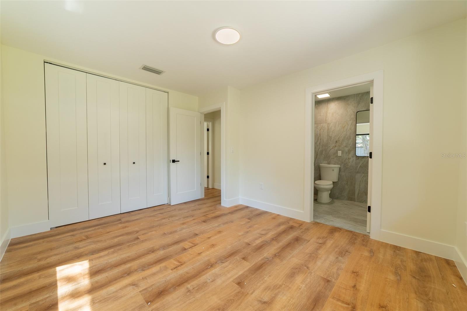 Image 25 of 70 For 809 12th Street