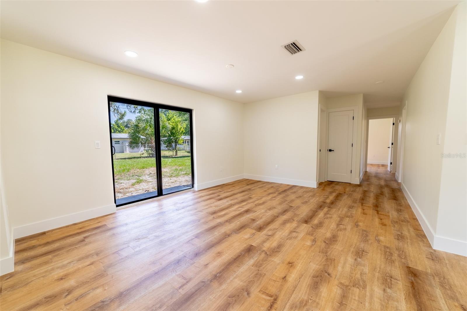 Image 6 of 70 For 809 12th Street