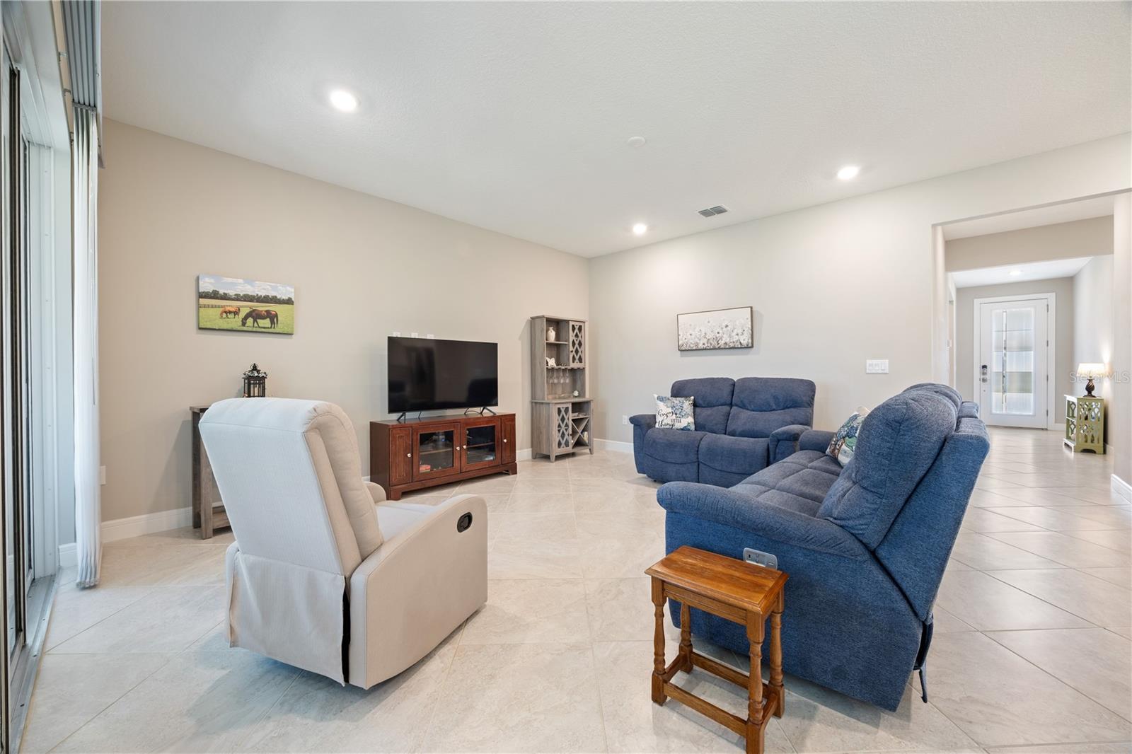 Image 16 of 60 For 9470 52nd Loop