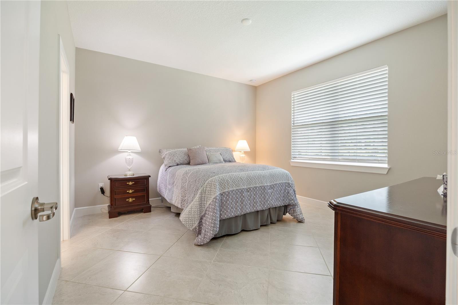 Image 17 of 60 For 9470 52nd Loop