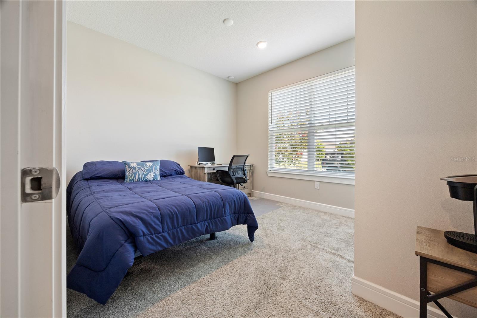 Image 22 of 60 For 9470 52nd Loop