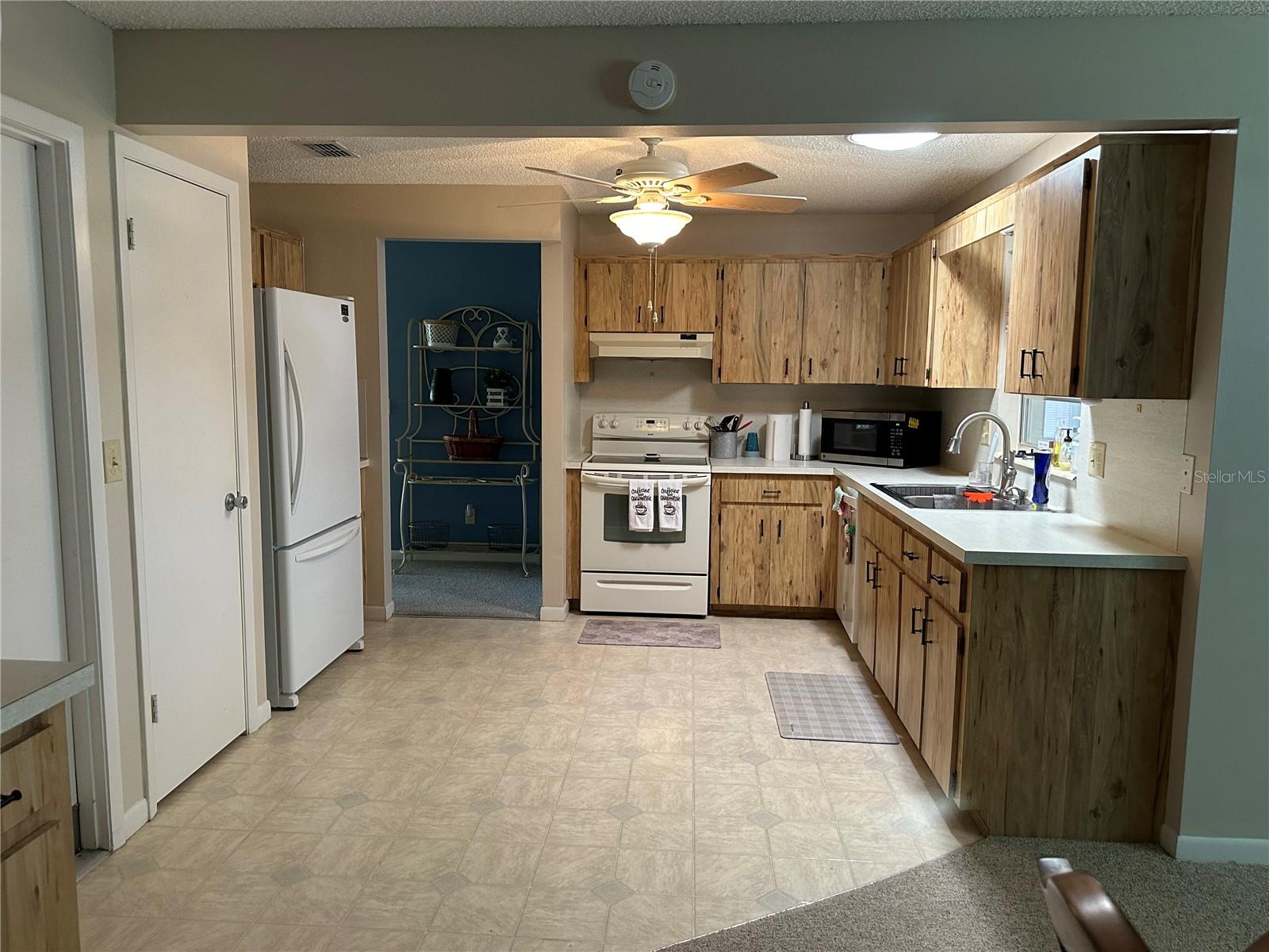 Image 12 of 24 For 8680 94th Lane G
