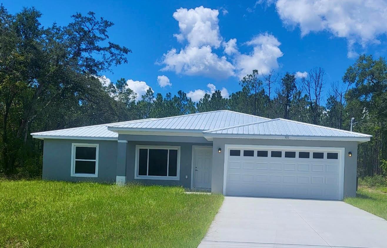 Details for 301 Fisher Way, OCKLAWAHA, FL 32179