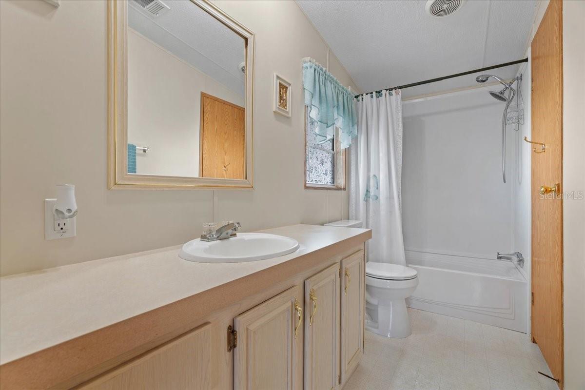 Image 15 of 42 For 6811 3rd Place