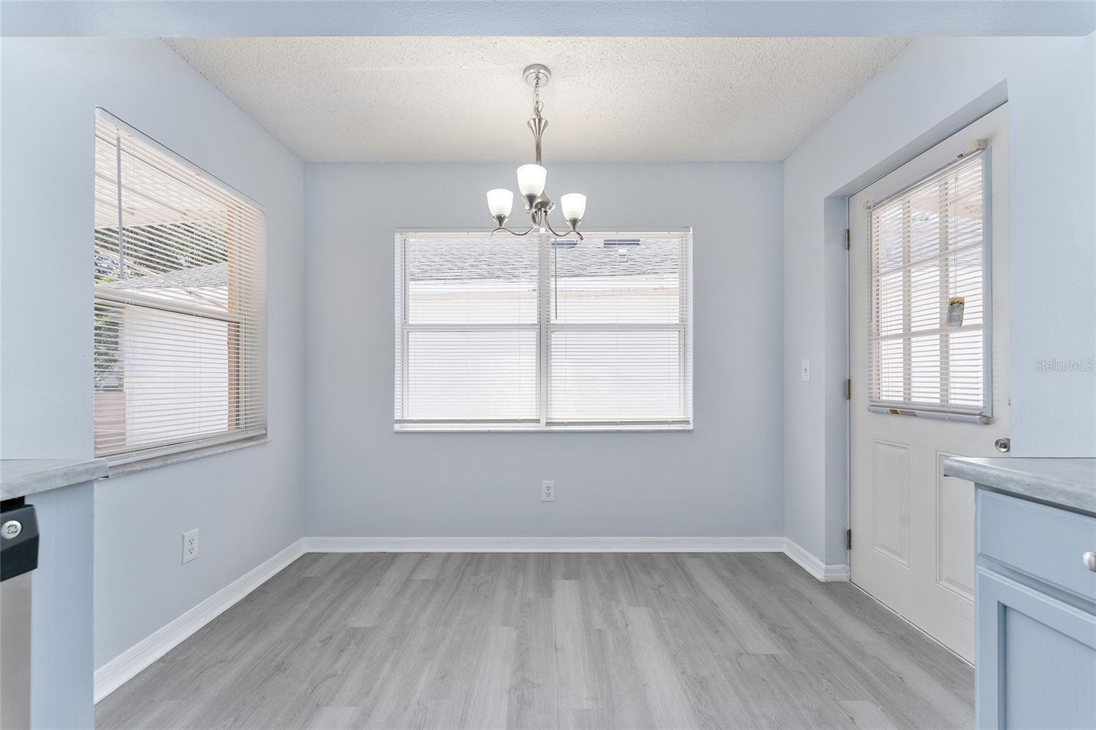 Image 23 of 57 For 9253 91st Circle