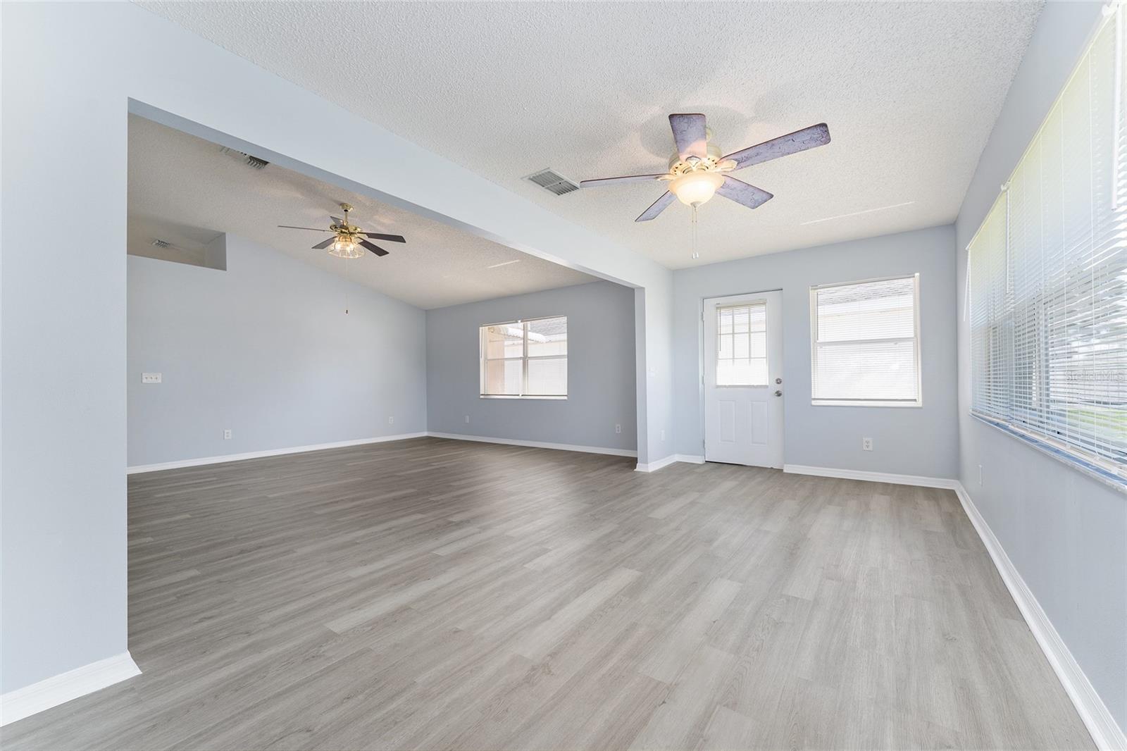 Image 34 of 57 For 9253 91st Circle