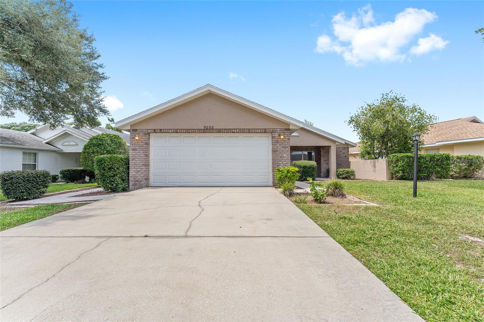 Image 4 of 57 For 9253 91st Circle