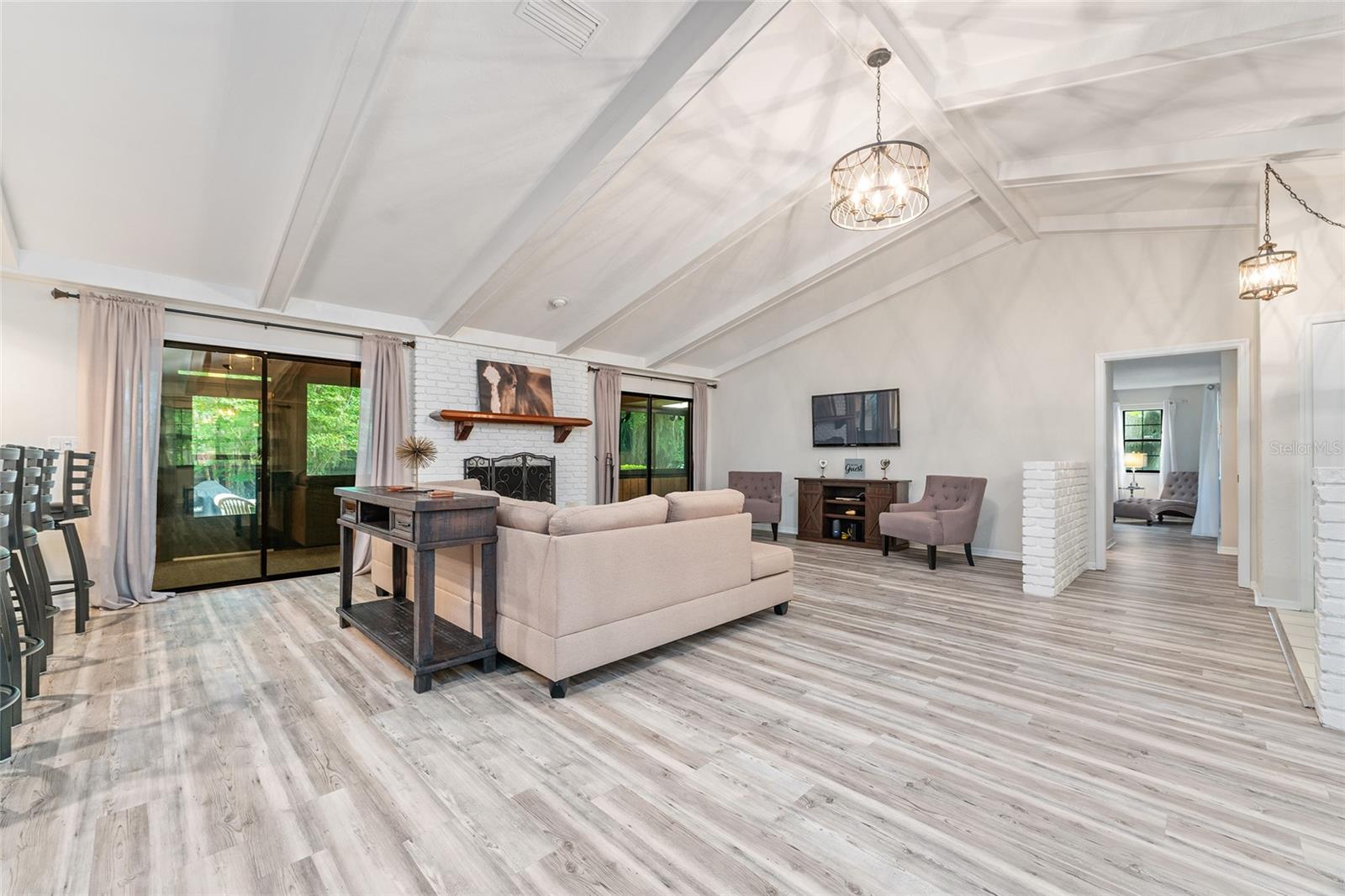 Image 10 of 72 For 8101 46th Street