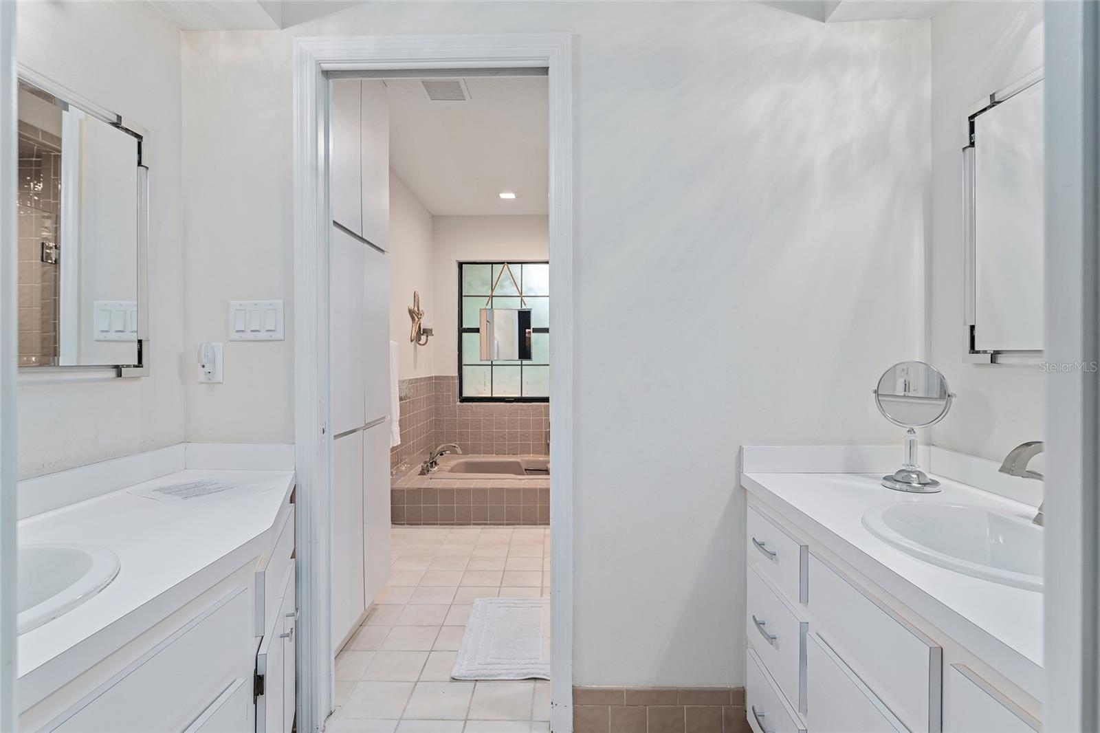 Image 45 of 72 For 8101 46th Street