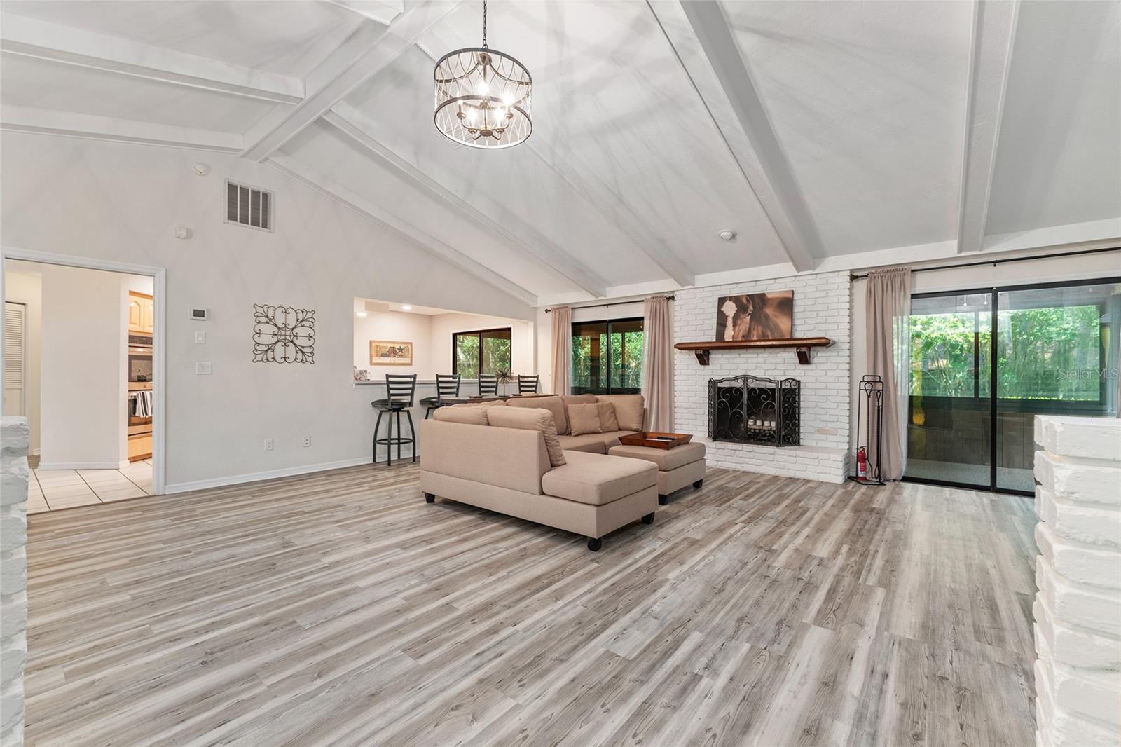 Image 7 of 72 For 8101 46th Street
