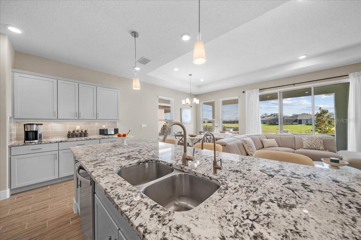 Image 16 of 38 For 4333 54th Terrace
