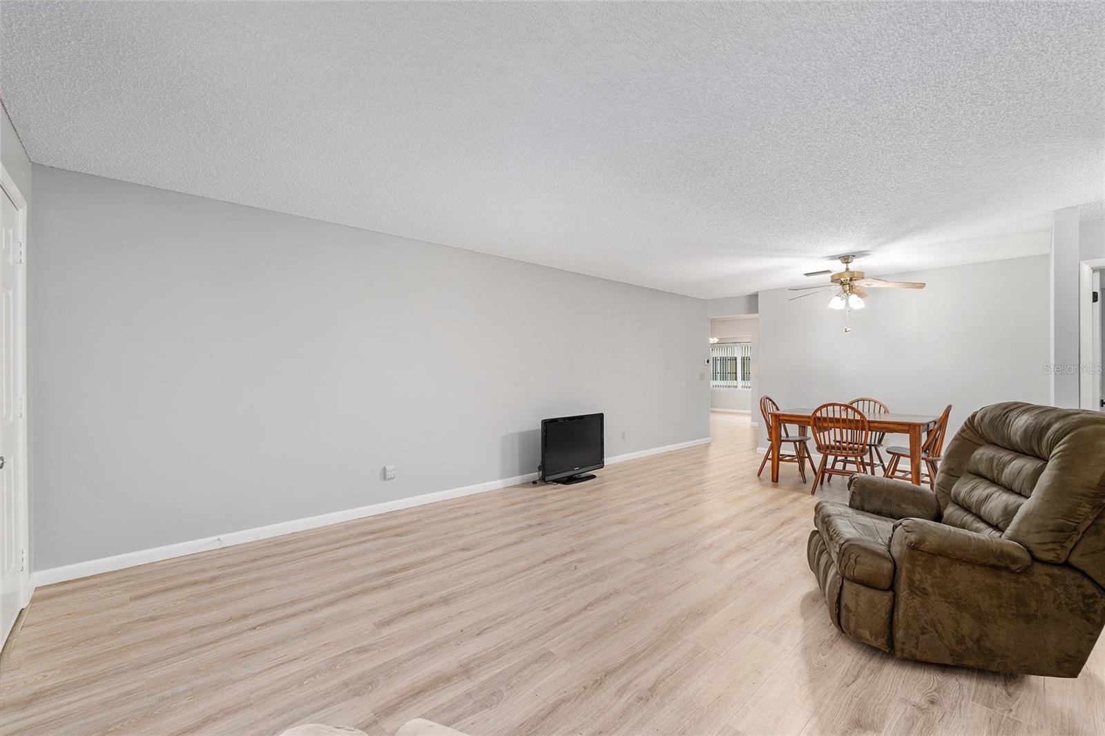 Image 15 of 51 For 8532 93rd Place B
