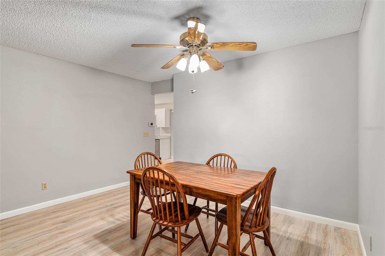 Image 18 of 51 For 8532 93rd Place B