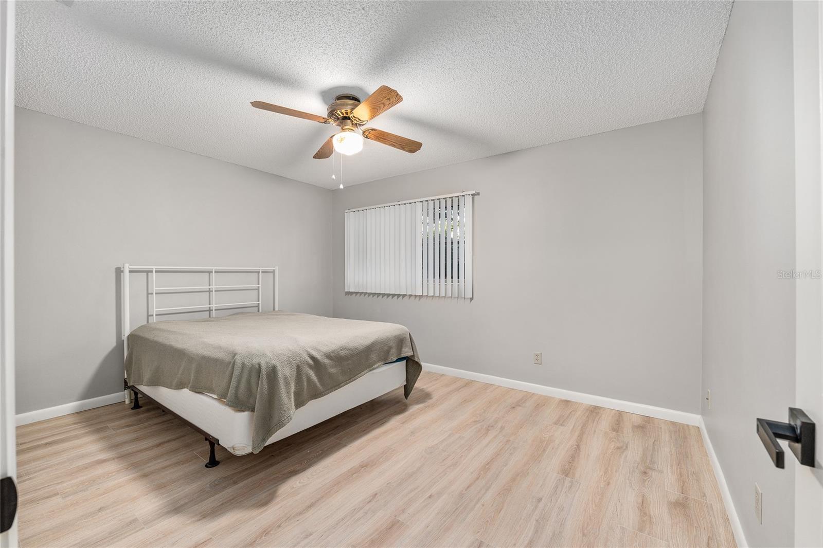 Image 37 of 51 For 8532 93rd Place B