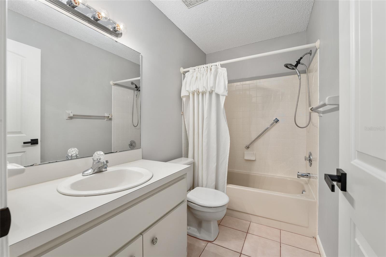 Image 39 of 51 For 8532 93rd Place B