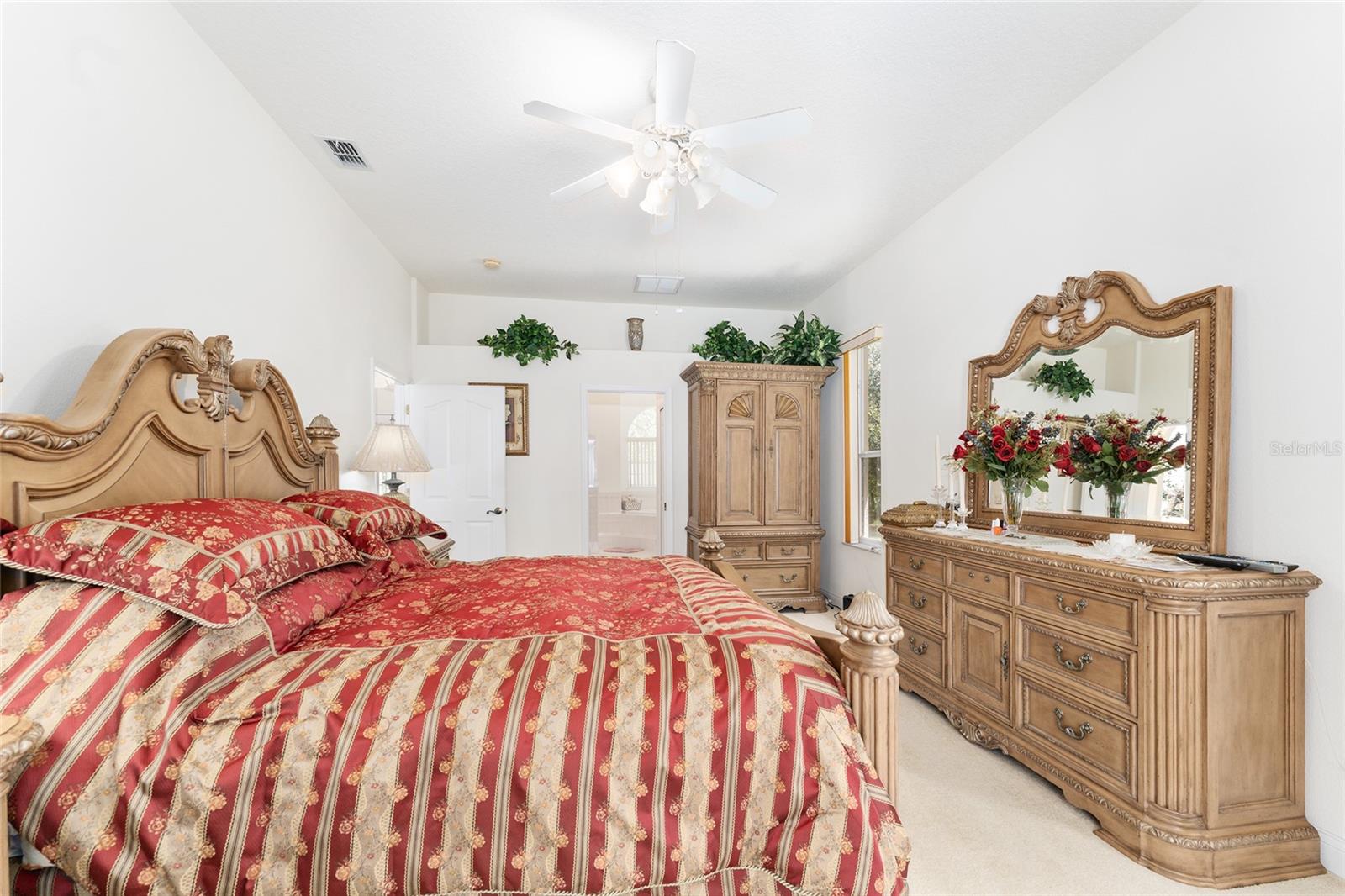 Image 43 of 97 For 147 Corkwood Boulevard