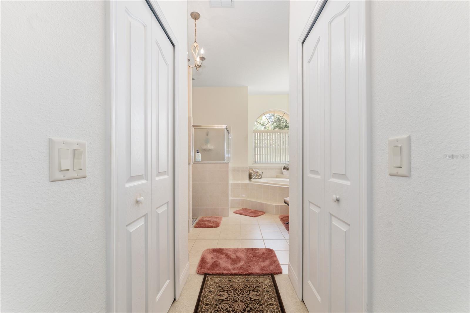 Image 44 of 97 For 147 Corkwood Boulevard