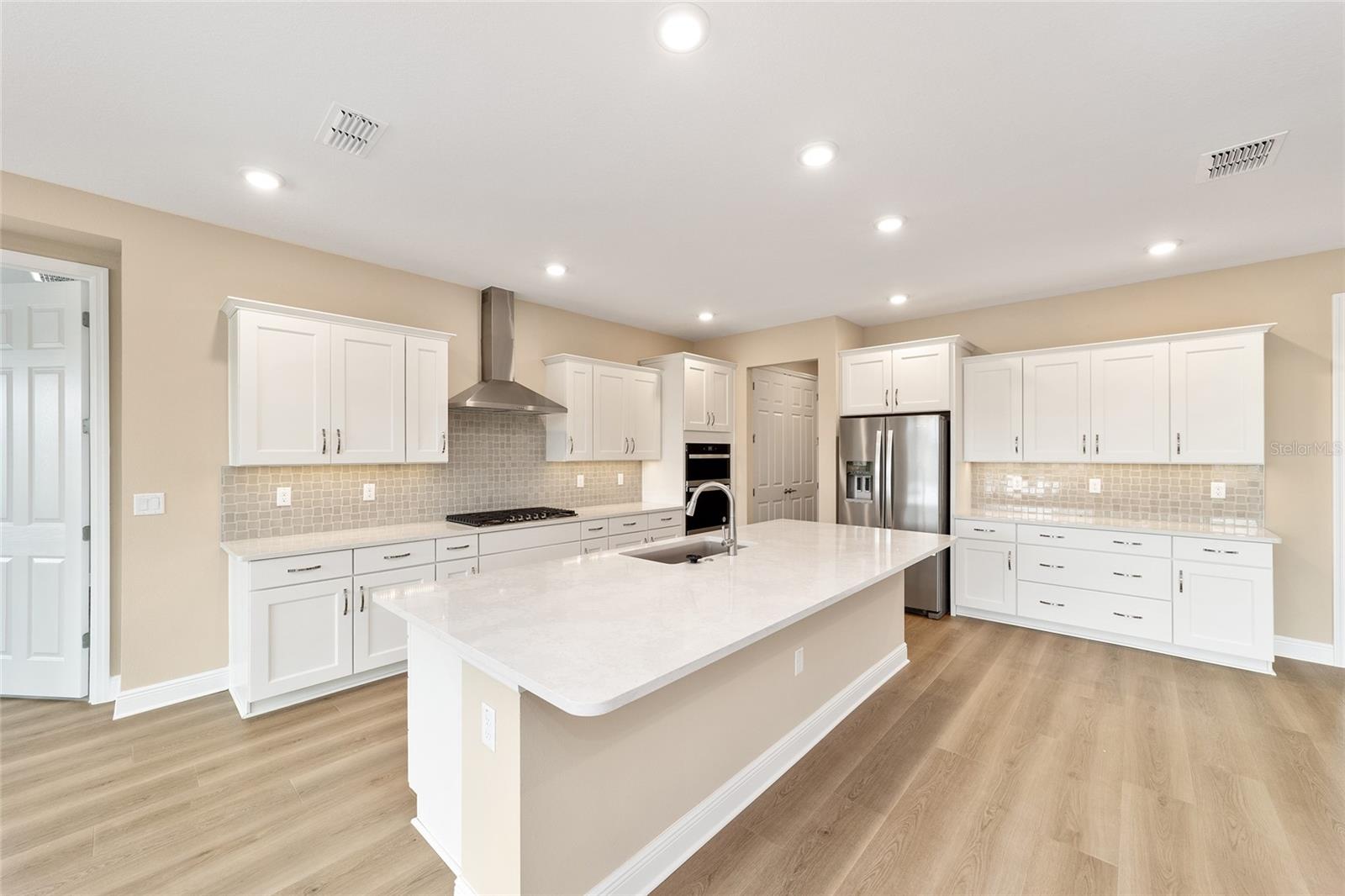 Image 17 of 45 For 10054 85th Place Road