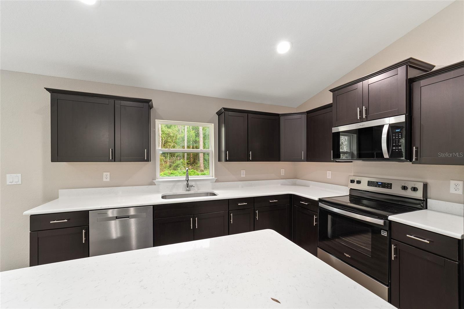 Image 21 of 28 For 8439 Lily Drive