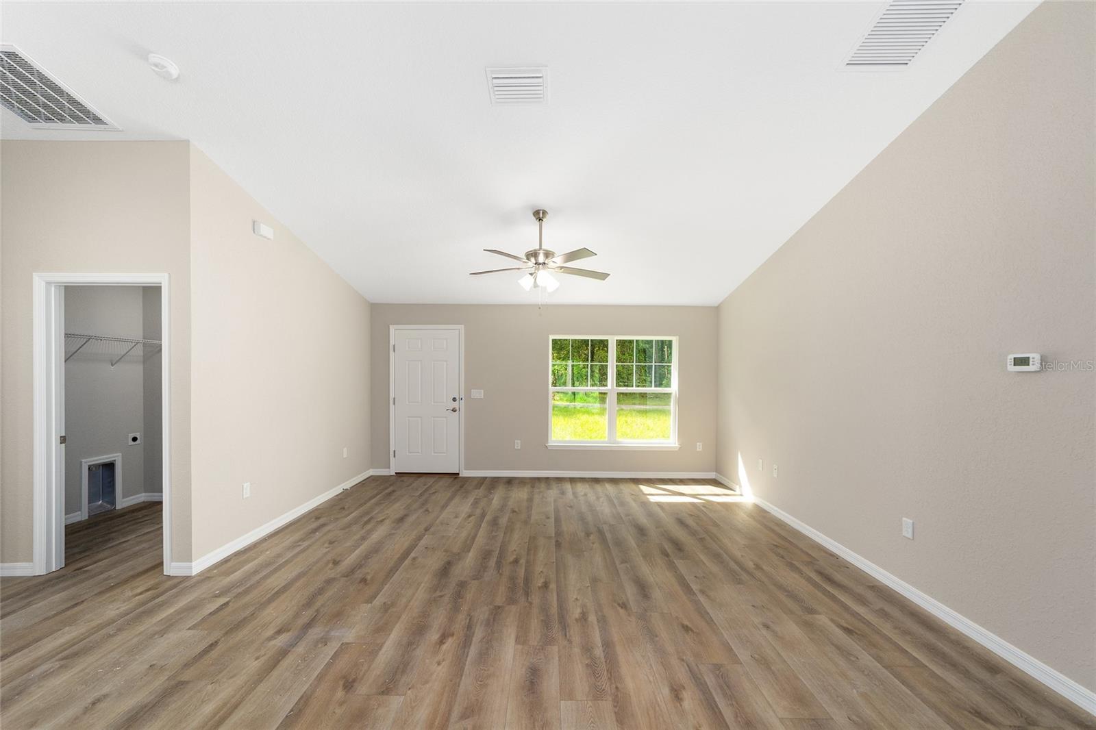 Image 8 of 28 For 8439 Lily Drive