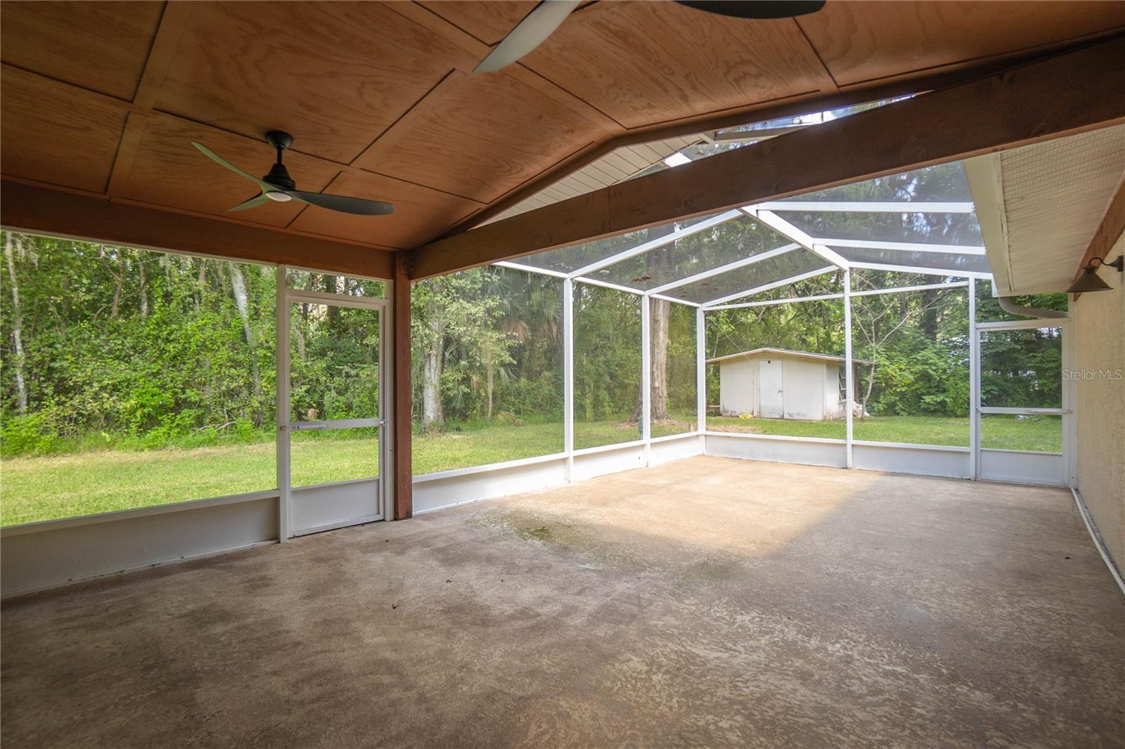Listing photo id 26 for 1411 19th Street