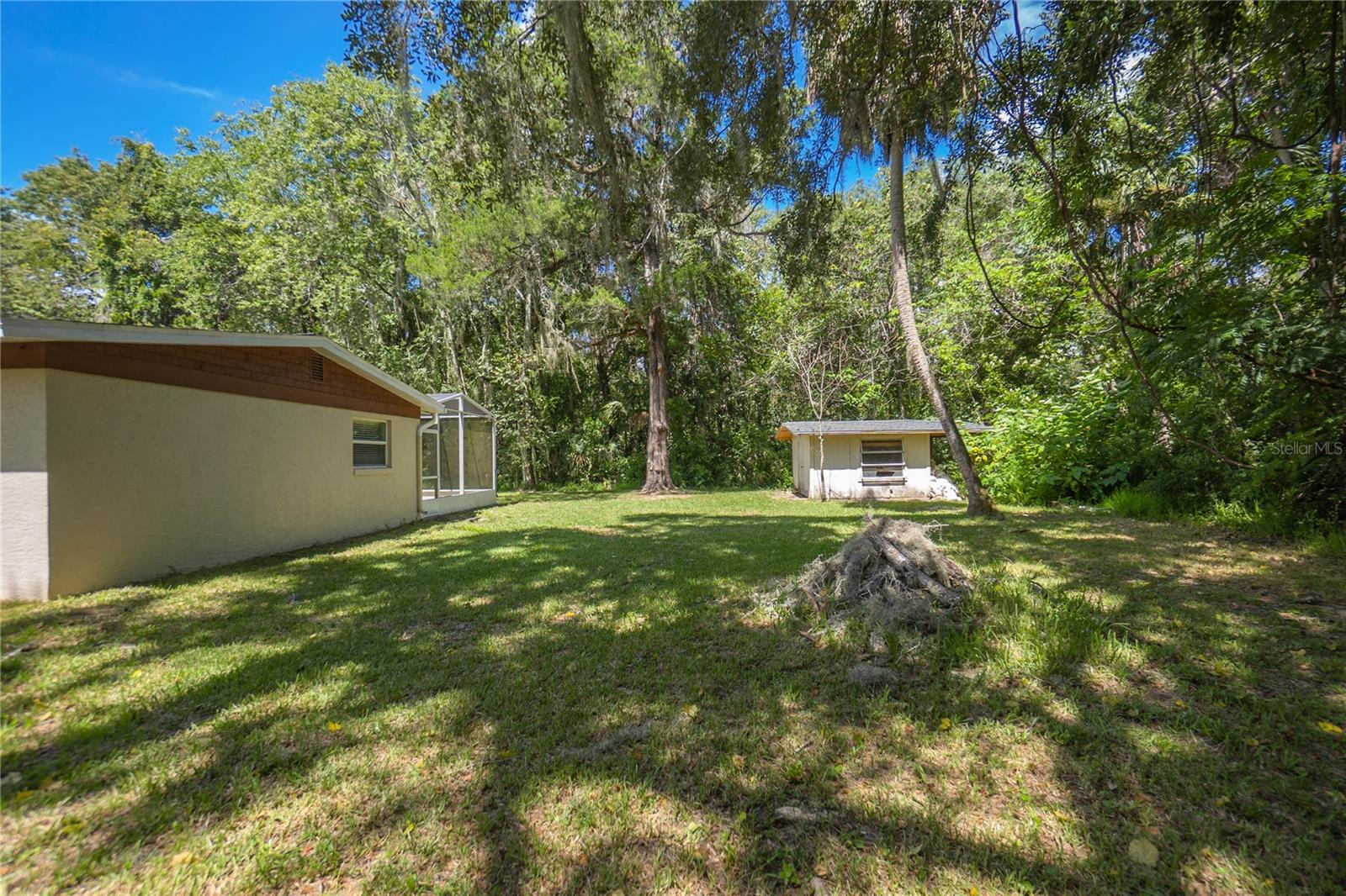 Listing photo id 32 for 1411 19th Street