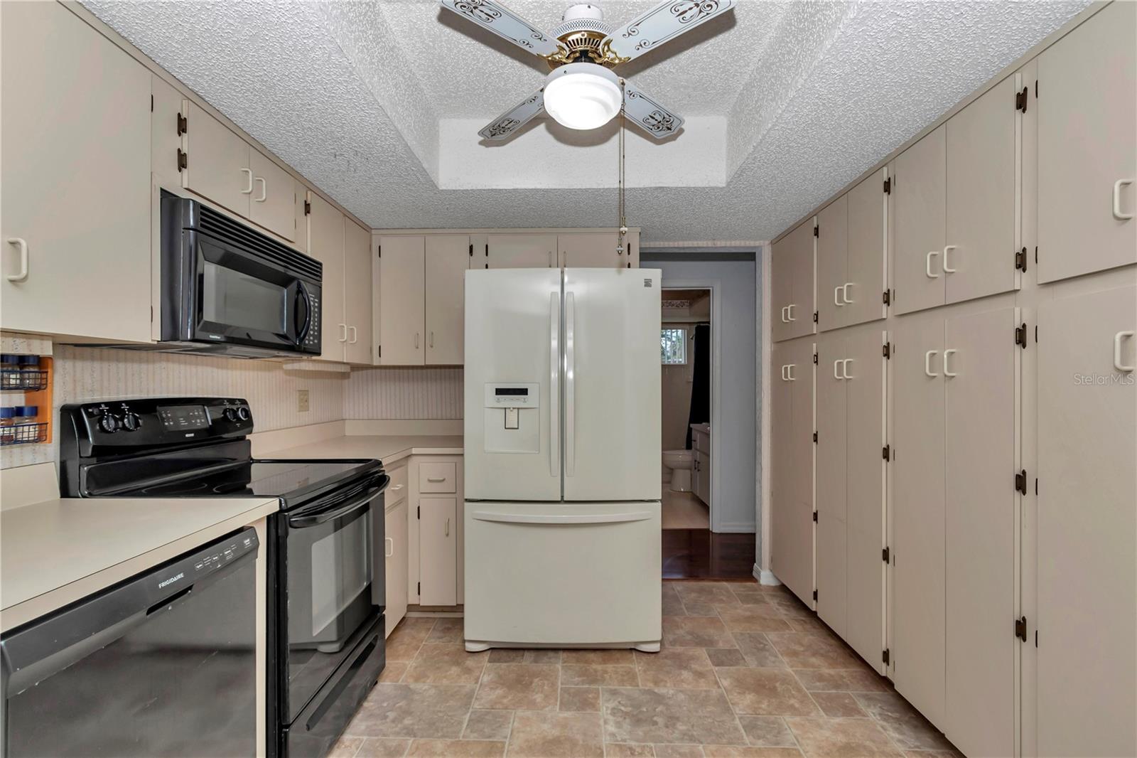 Image 7 of 20 For 8012 109th Place Road