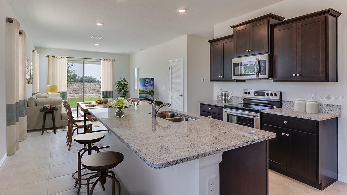 Image 3 of 15 For 8593 Pinecrest Trail