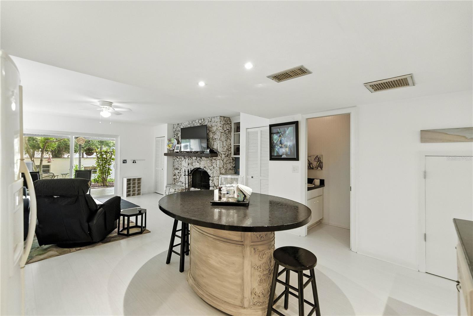 Image 11 of 29 For 9951 88th Court Road B