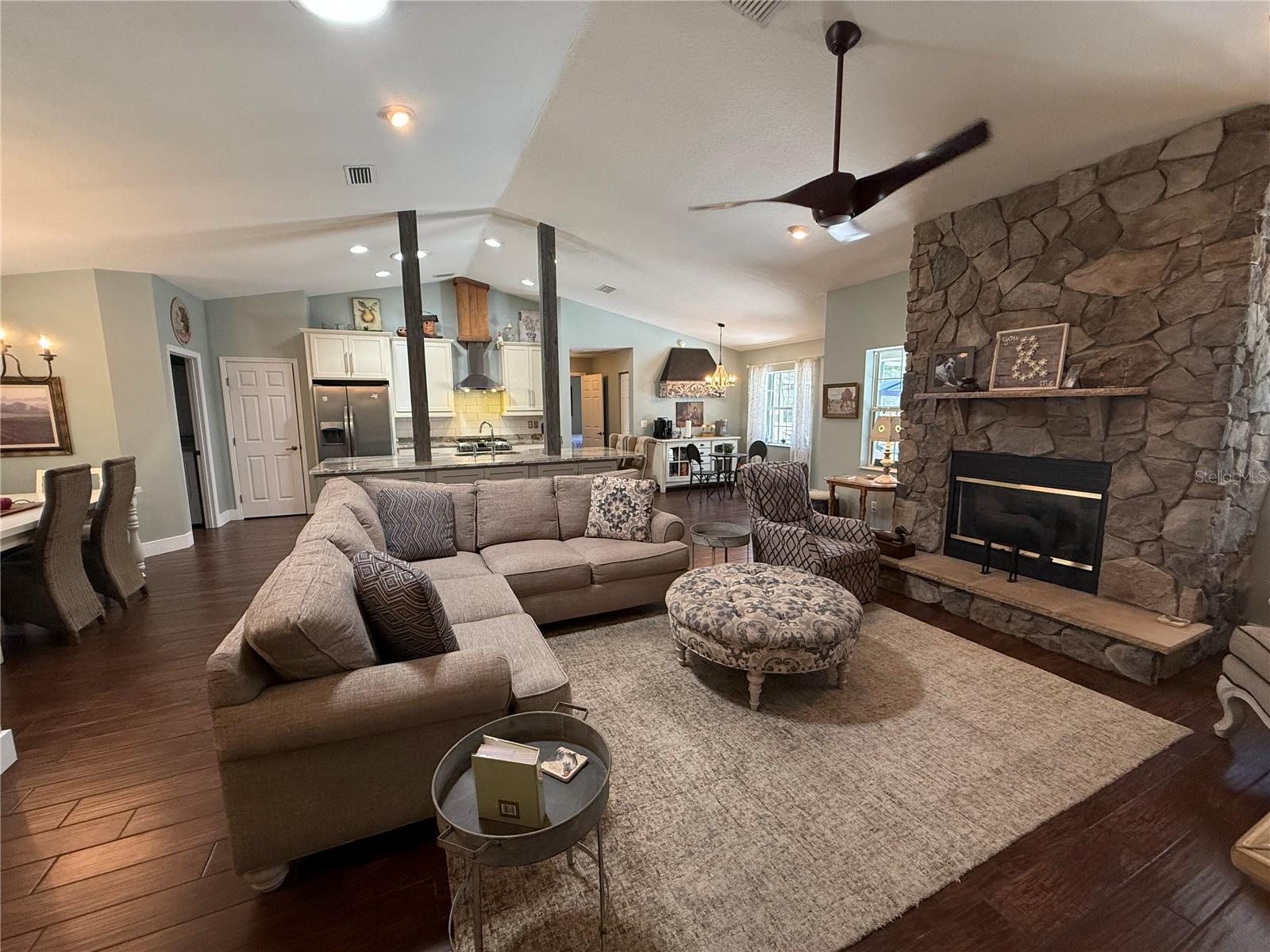 Image 12 of 47 For 35 Lake Wood Circle