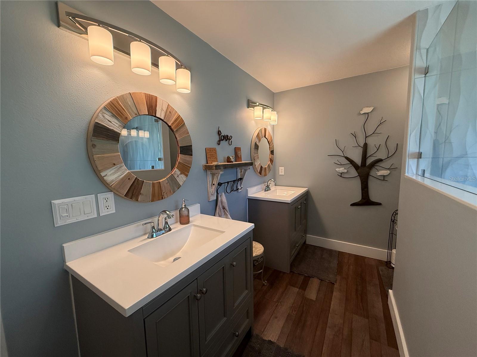 Image 18 of 47 For 35 Lake Wood Circle