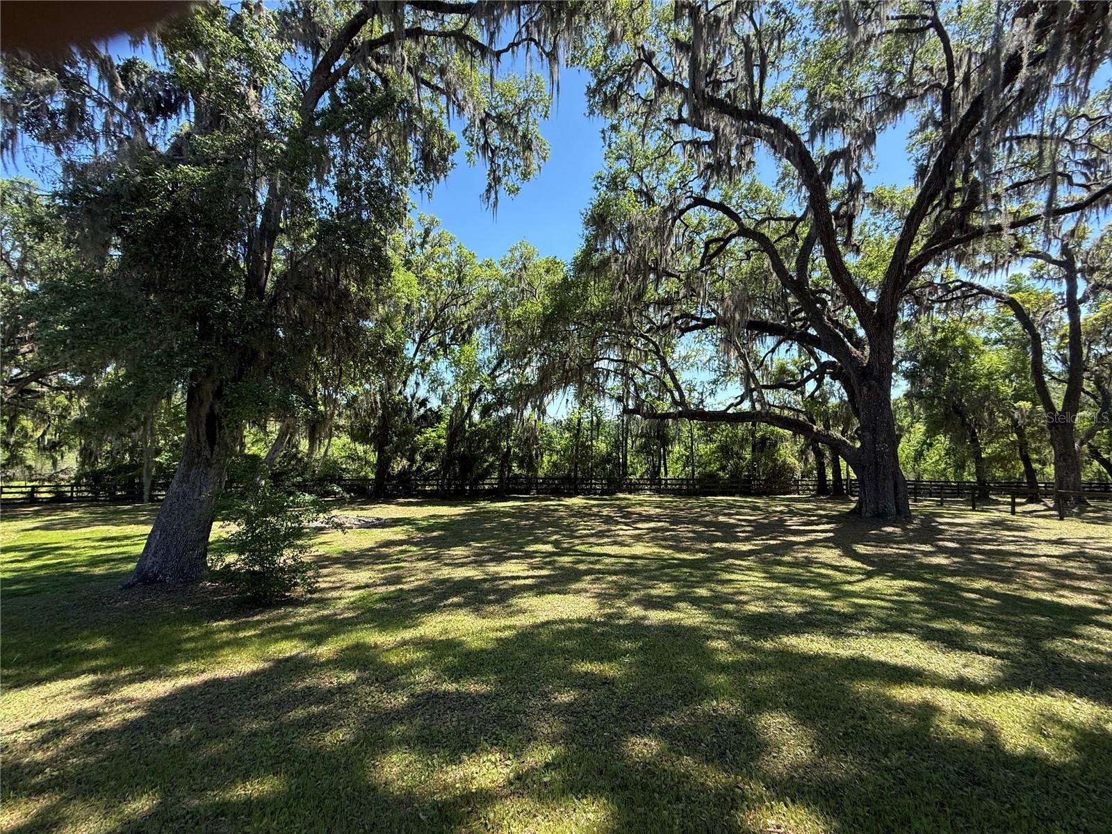 Image 37 of 47 For 35 Lake Wood Circle