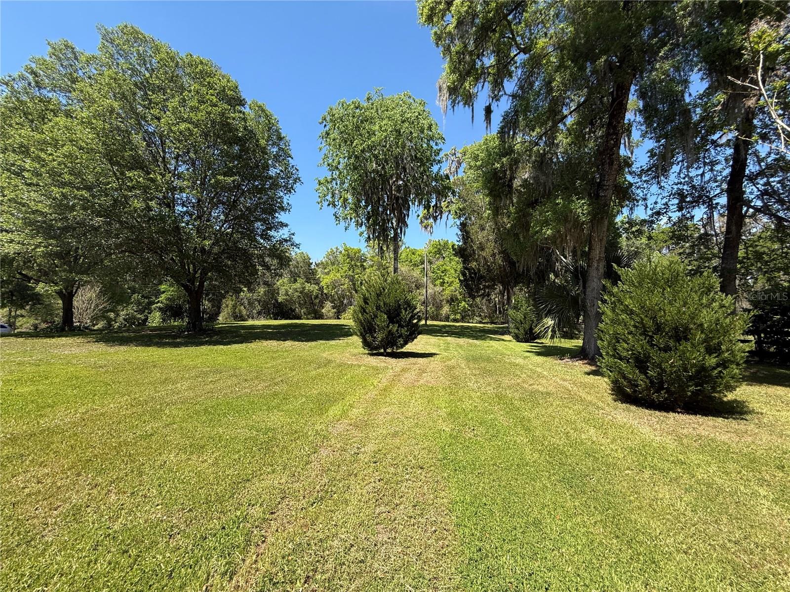 Image 40 of 47 For 35 Lake Wood Circle