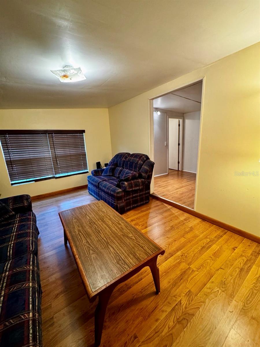 Image 11 of 34 For 15668 238th Street