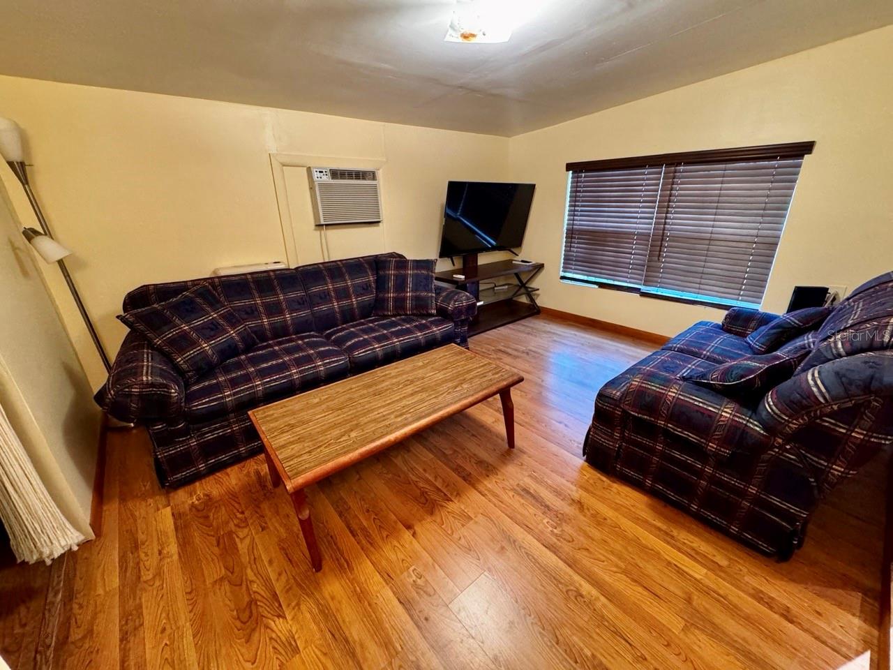 Image 12 of 34 For 15668 238th Street