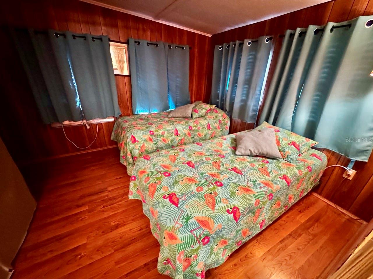 Image 13 of 34 For 15668 238th Street