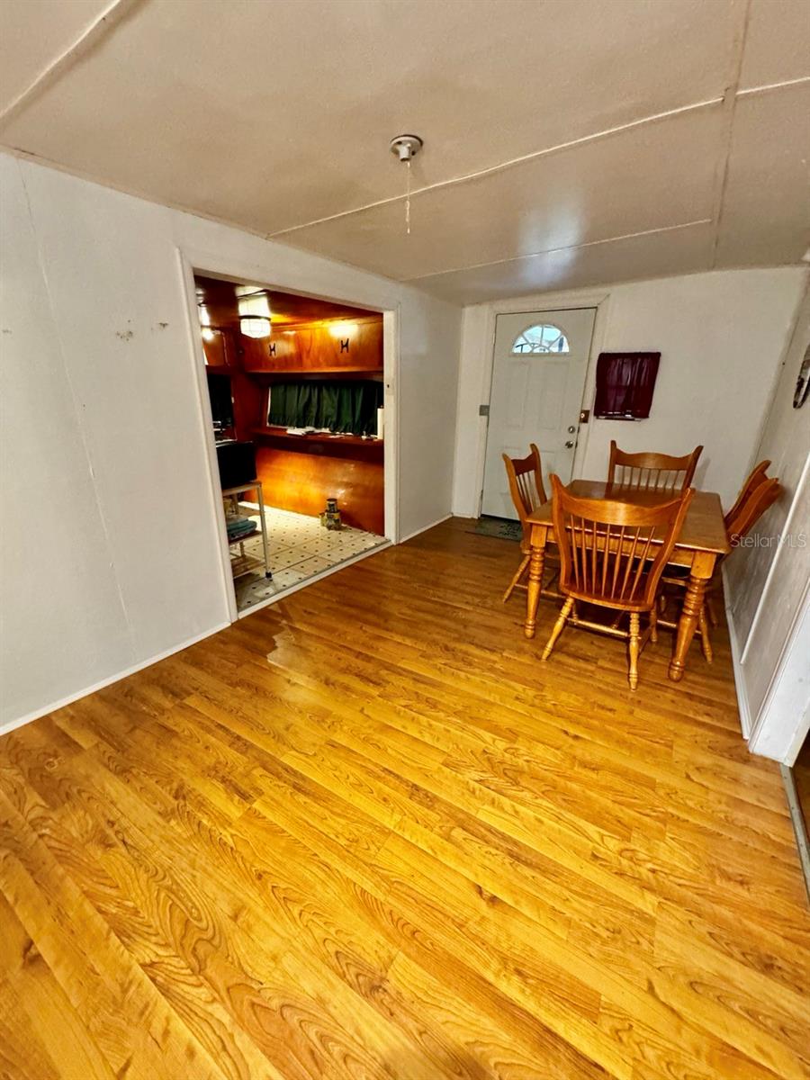 Image 3 of 34 For 15668 238th Street