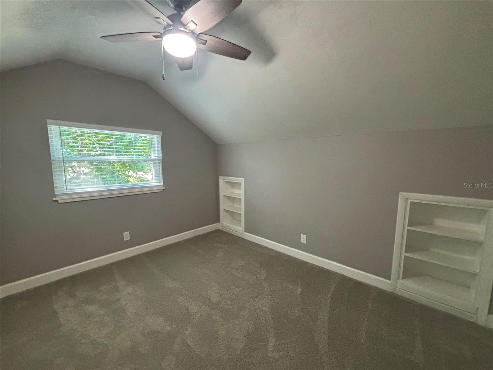Image 13 of 34 For 6007 29 Terrace