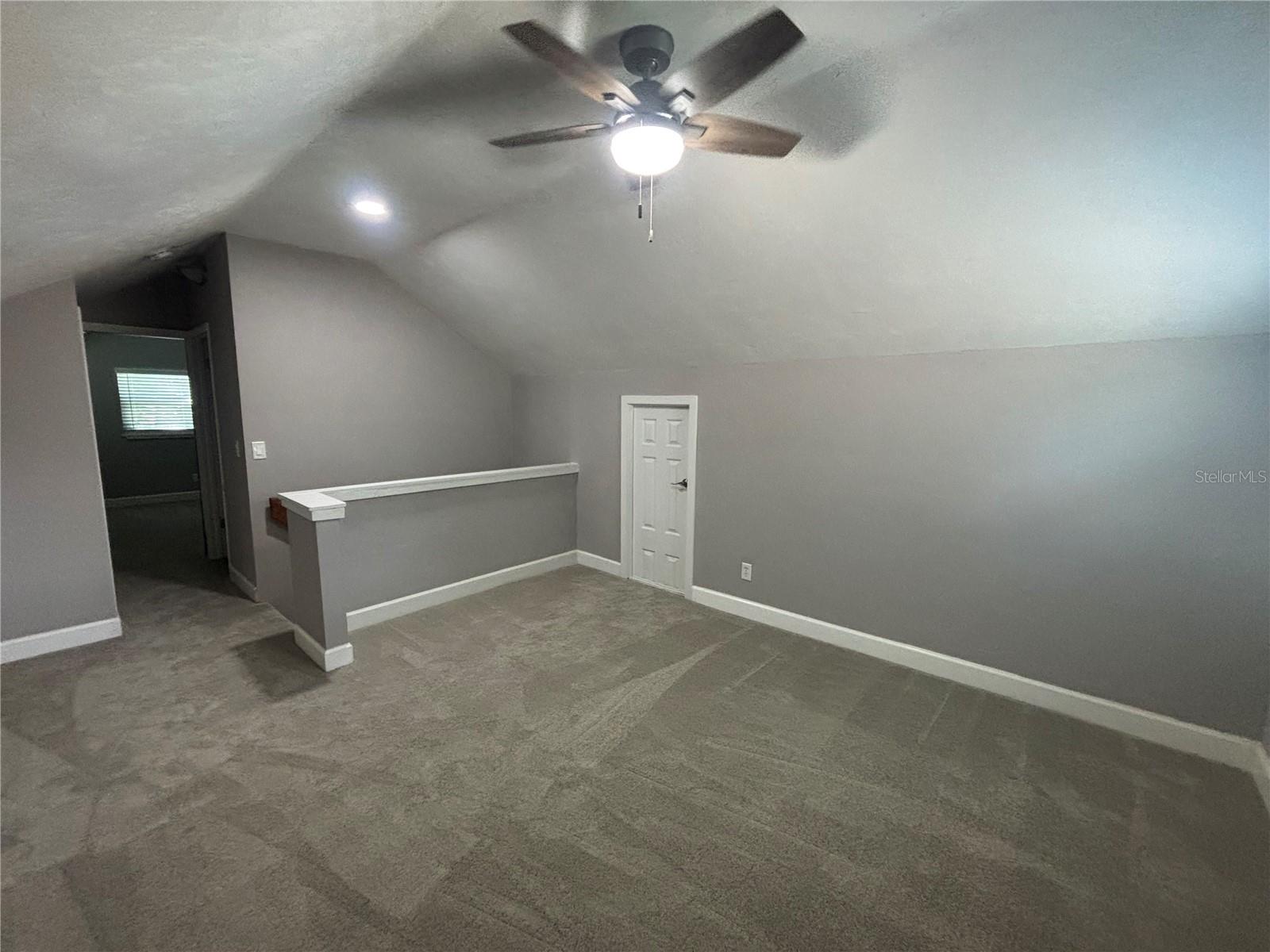 Image 16 of 34 For 6007 29 Terrace
