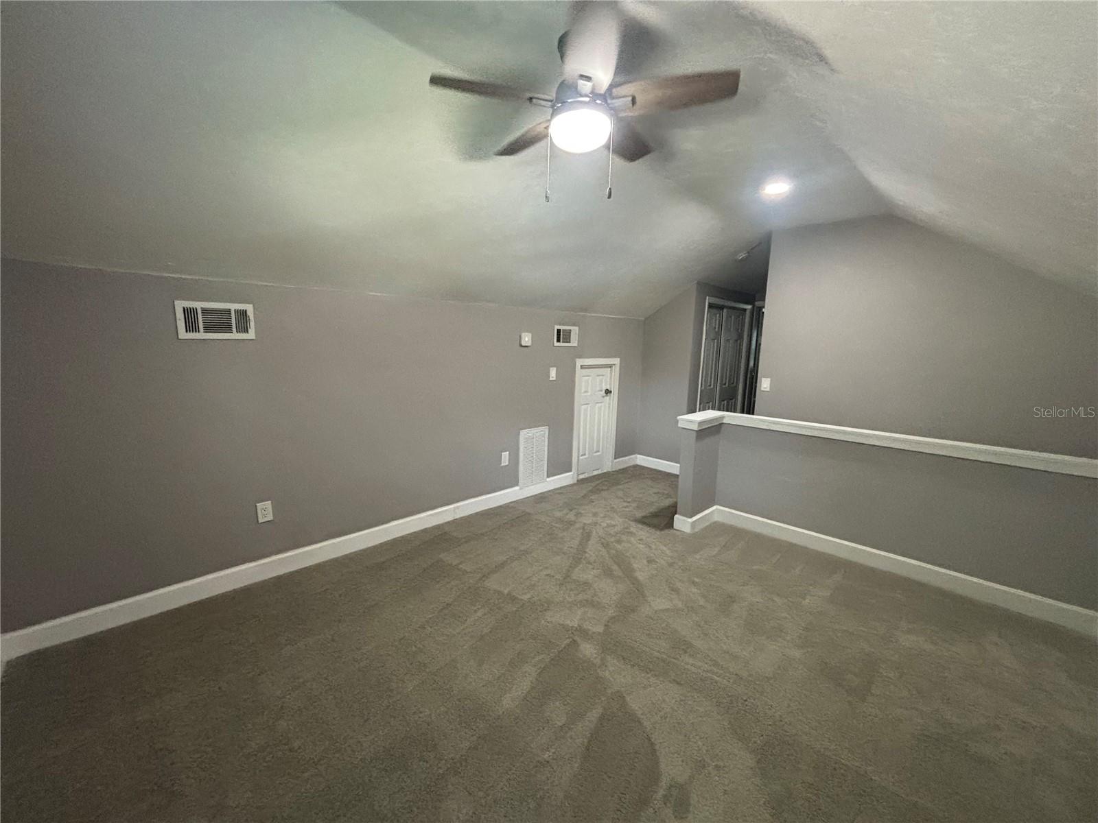 Image 18 of 34 For 6007 29 Terrace