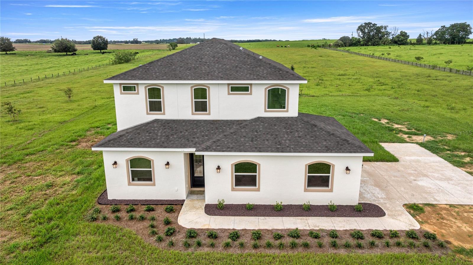 Image 4 of 60 For 21786 27th Street