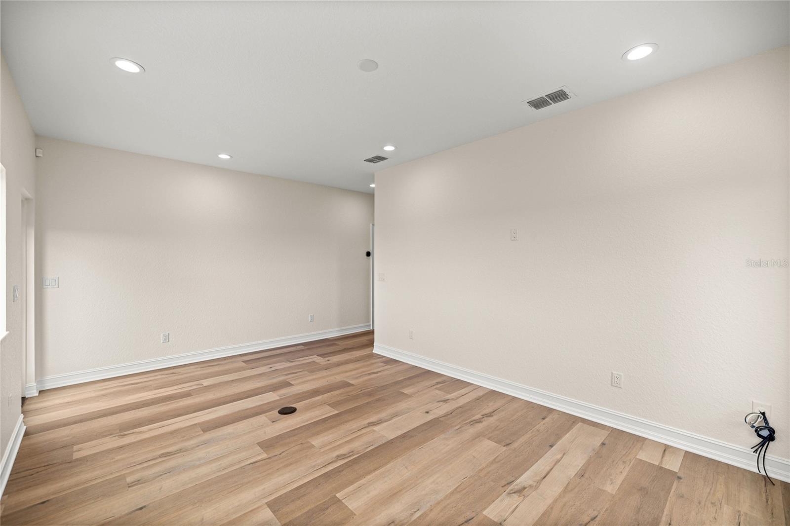 Image 49 of 60 For 21786 27th Street