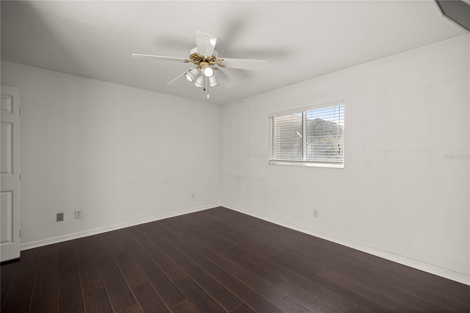 Image 20 of 29 For 5552 18th Street