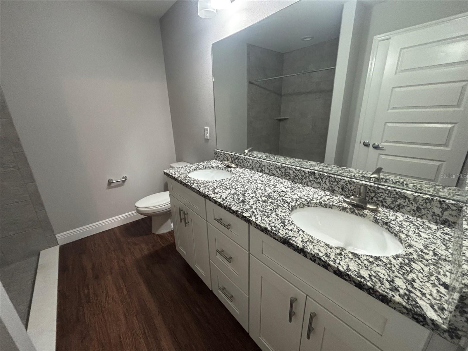 Image 28 of 42 For 8190 Creek Way