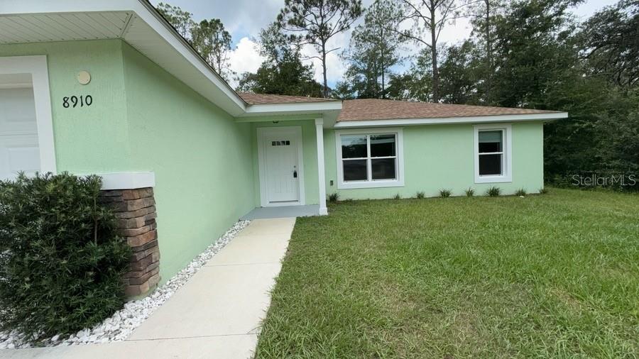 Image 4 of 42 For 8190 Creek Way