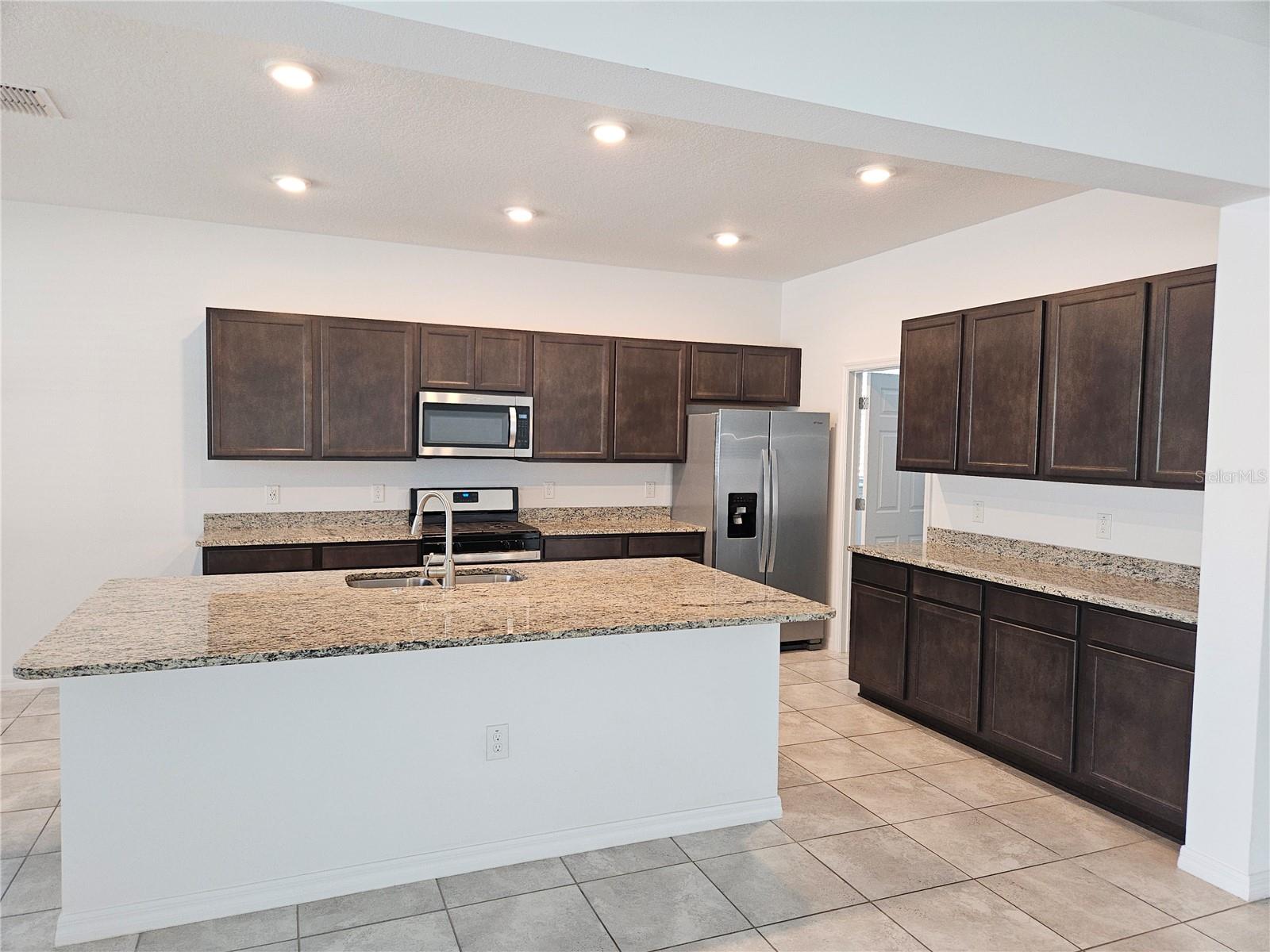 Image 15 of 23 For 6526 75th Avenue Road