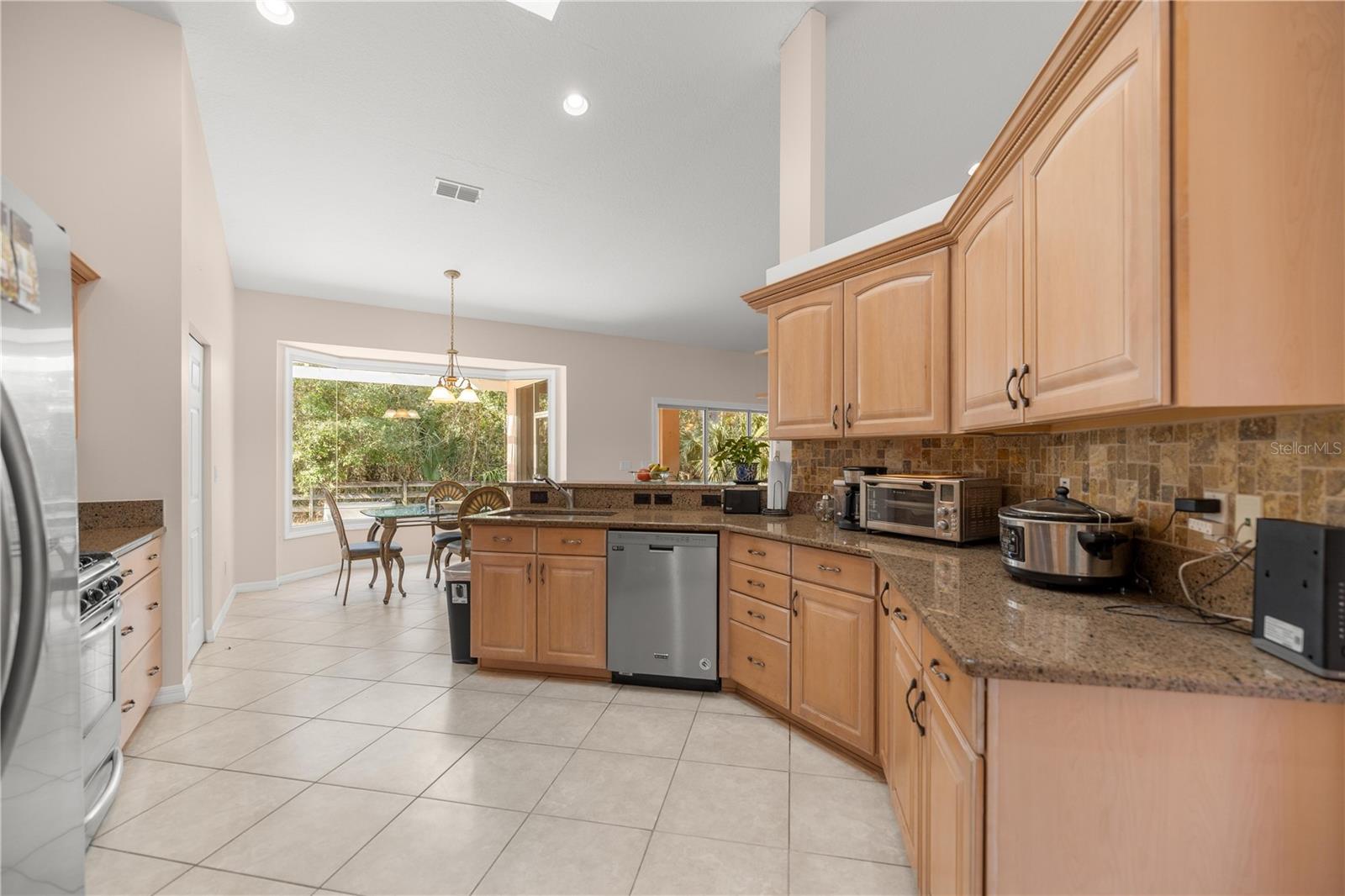 Image 14 of 68 For 19040 88th Avenue Road