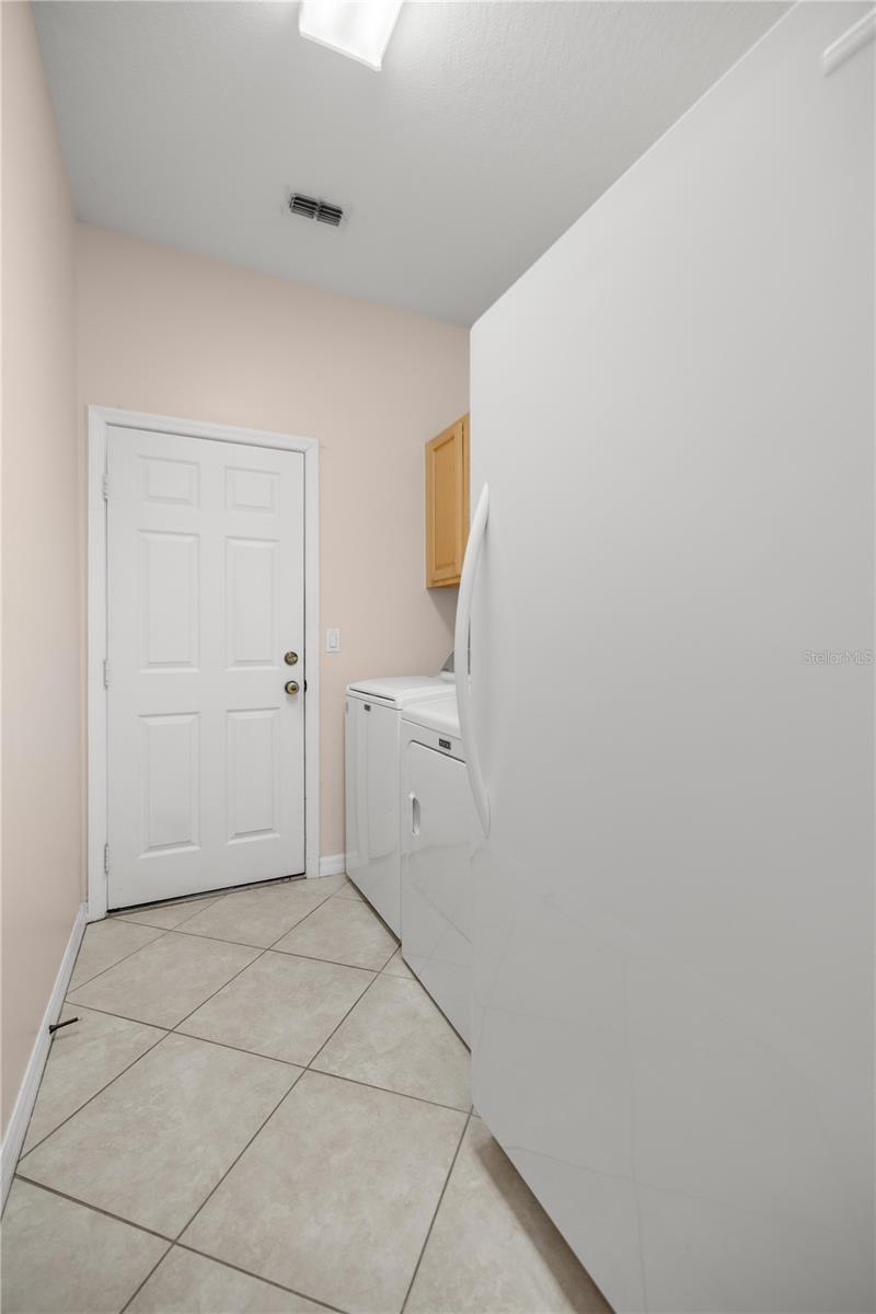 Image 32 of 68 For 19040 88th Avenue Road