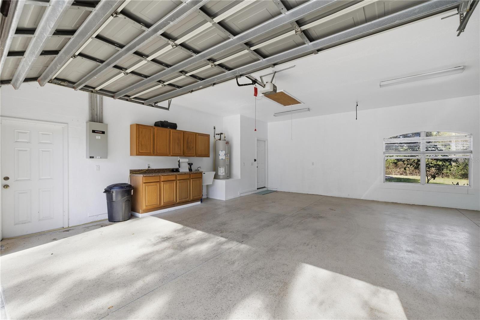 Image 33 of 68 For 19040 88th Avenue Road